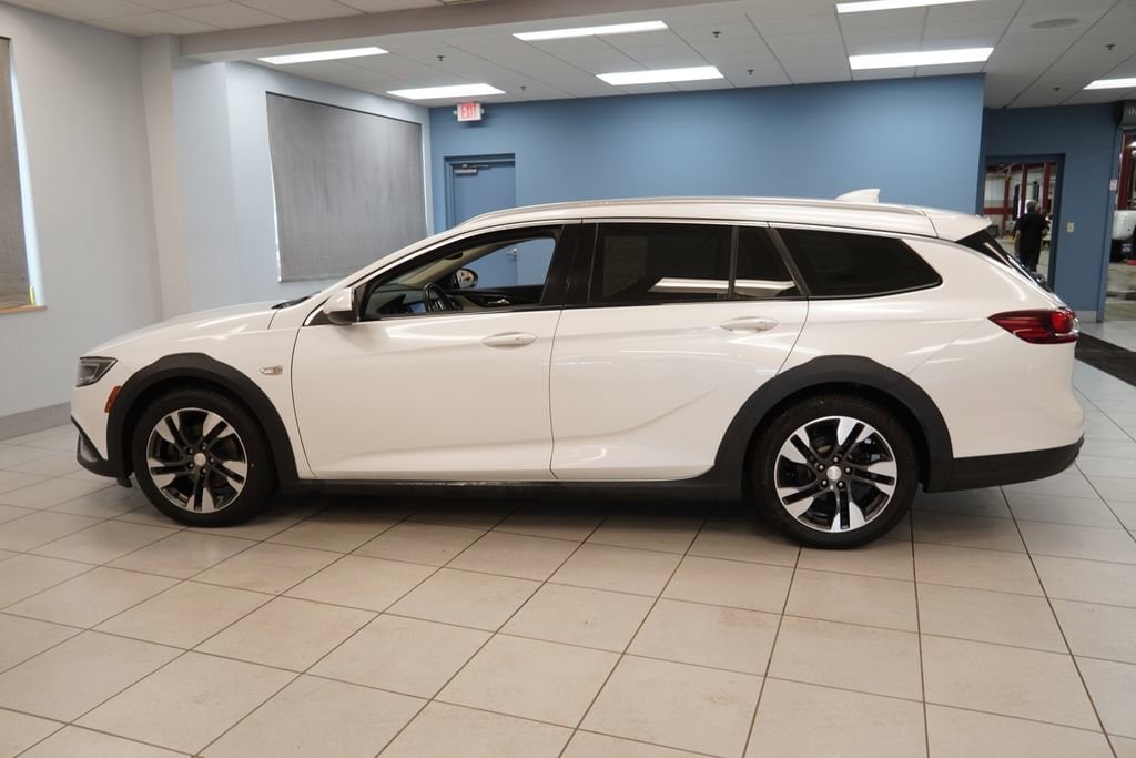 Used 2018 Buick Regal Tourx Essence Wagon