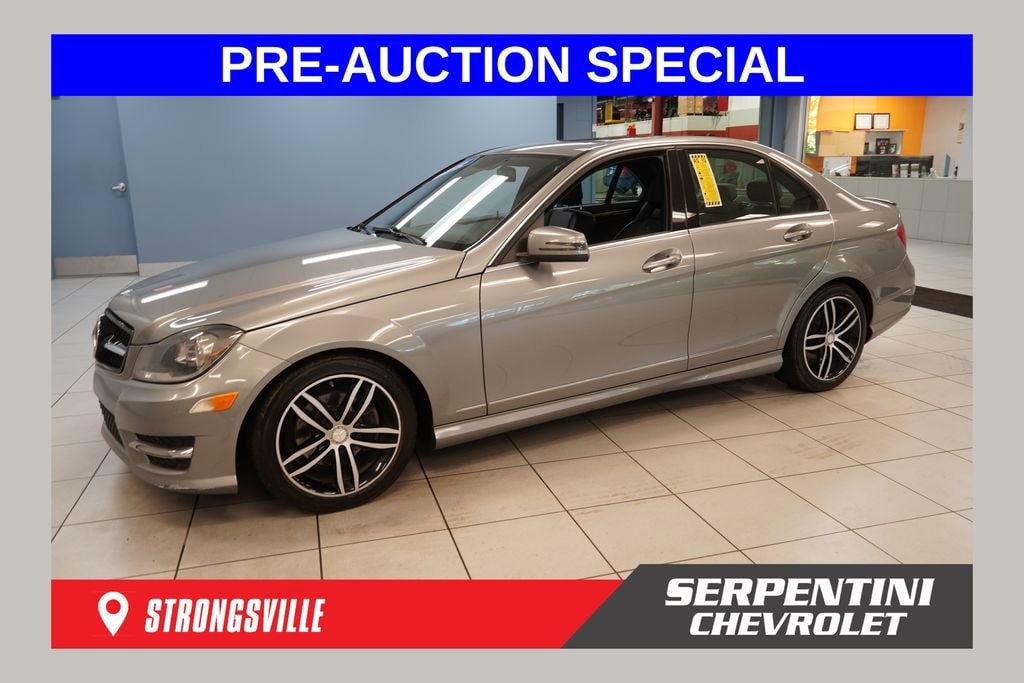 2012 Mercedes-Benz C-Class C300 Luxury 4MATIC's photo