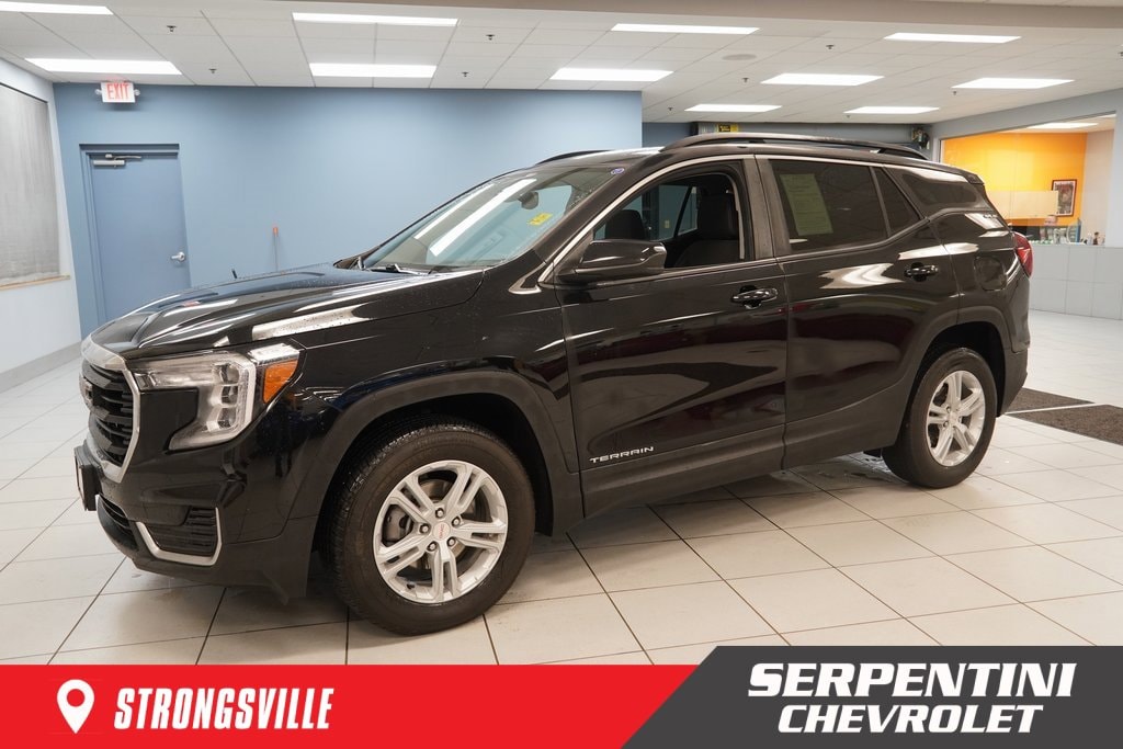 2022 GMC Terrain SLE's photo