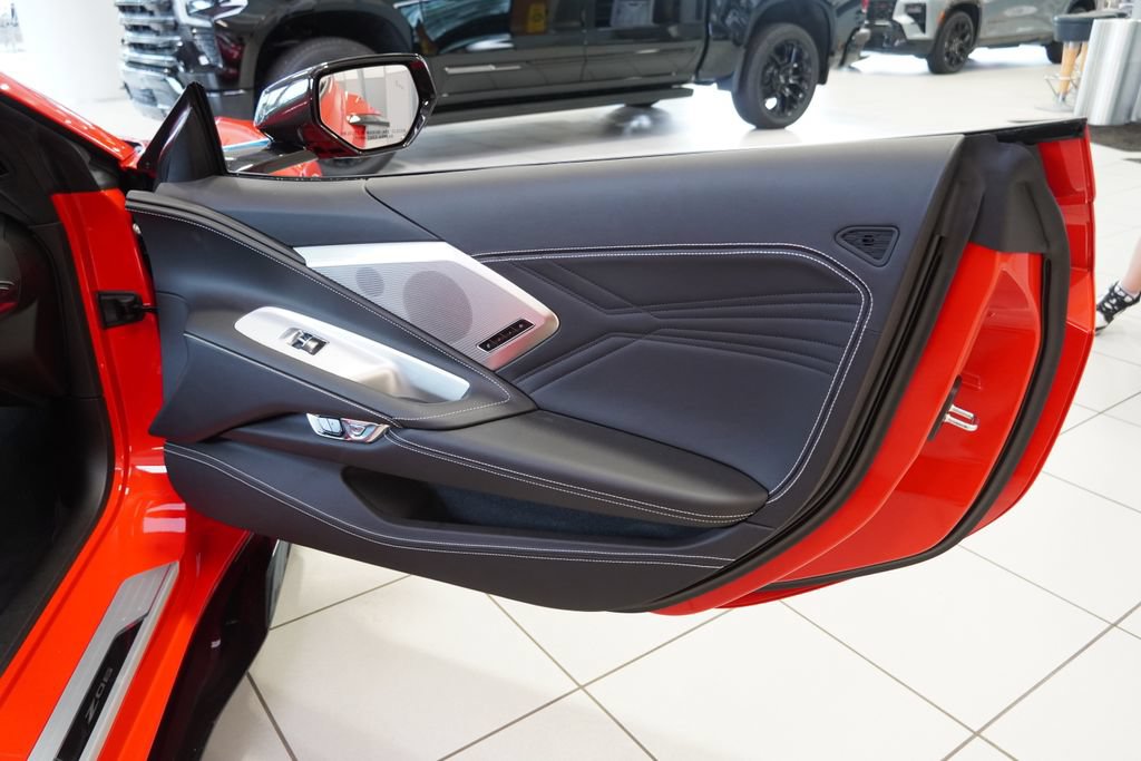 2025 Chevrolet Corvette 3LZ - Photo 21