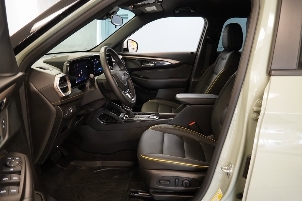 Used 2025 Chevrolet Trailblazer Activ SUV