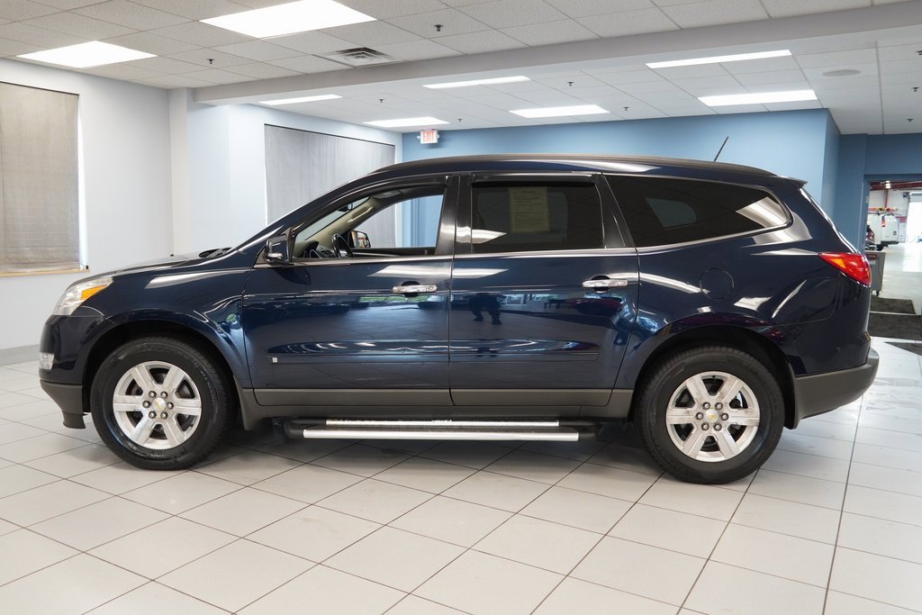 Used 2010 Chevrolet Traverse 1LT with VIN 1GNLRFEDXAS140054 for sale in Strongsville, OH