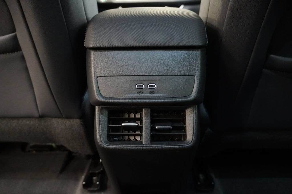 2027 Chevrolet Equinox LT - Photo 30