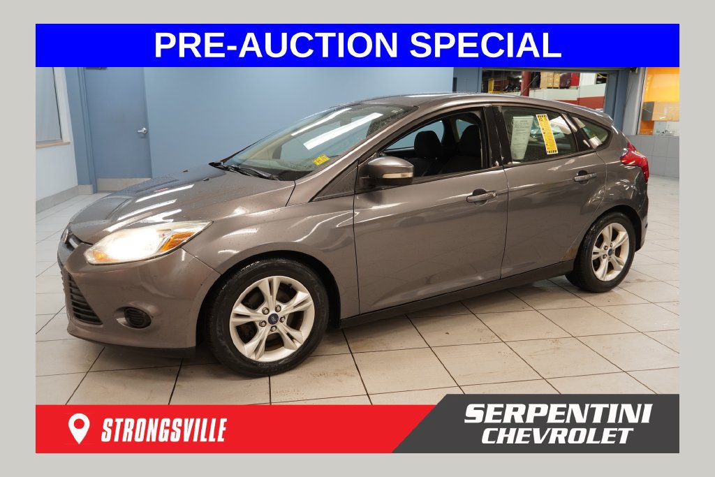 Used 2014 Ford Focus SE Hatchback