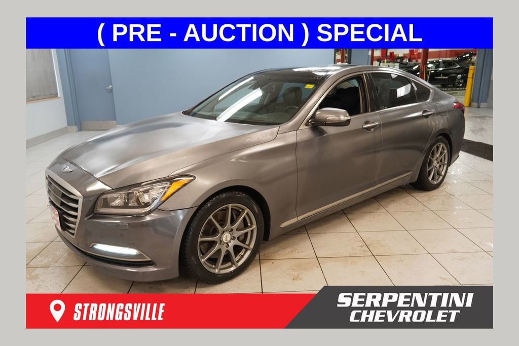 2015 Hyundai Genesis 3.8 AWD's photo
