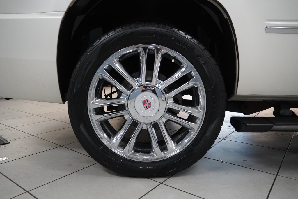 2014 Cadillac Escalade Platinum Edition - Photo 29