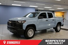 2025 Chevrolet Colorado WT/LT Truck 4WD Crew Cab Short Box [6K5, CTT, UH5, B26, R9N, DNS, C49, GU6, VRD, ZAO, VRG, VRF, J25, VRH, VRK, VRJ, AYH, VRM, 4WT, VRL, 8X2, FJW, 2ST, VRN, SLM, UQ3, VRR, A91, QHR, K4F, VJQ, D72, B30, AQP, NC7, UHX, C59, NKD, 6D5, UHY, DP5, JCF, U91, JL1, N33, RSR, NCH, WMI, RtlStkCTP, MAH, BTM, PPA, ZL3, UIT, WEN, D87, ARU, C67, RD6, WMZ, ZL6, A28, KW5, URF, F46, LHD, U1D, D07, VCX, T83, URL, T7Q, BDR, 4AA, 5ST, PPW, UBD, 1SZ, UJN, TQ5, NE1, RM7, NE8, NUG, AT7, C6X, AKO, AL0, ACH, A2X, 2NF, CGN, DAG, AKX, AL9, C7C, IKP, PZ8, U2K, ATG, VV4, T8Z, PAN, KPA, G80, PAP, UKT, UKW, BW5, N5G, UD7, H1T, UTJ, E49, MM1, 0ST, 4ST, BWN, W7X, C91, A50, 719, AEC, AED, UE1, UUA, AUW, D31, UE4, 1NF, GAE, AEO, AEQ, NP0, 5FC, KQX, TCA, BPC, UUT, IVD, EF7, UMN, AVN, JGU, L3B, TCK, DLF, UF2, UVB, ENL, E63, PCU, UEU, K1O, MFC, KRV, UFB, 5GD, 9X2, 3ST, Z82, T3V, VHM, TDM, W1Y, T4A, V8D, AGJ, 7D5, K34, A7E, AXK, KL9, NAM, BS0]