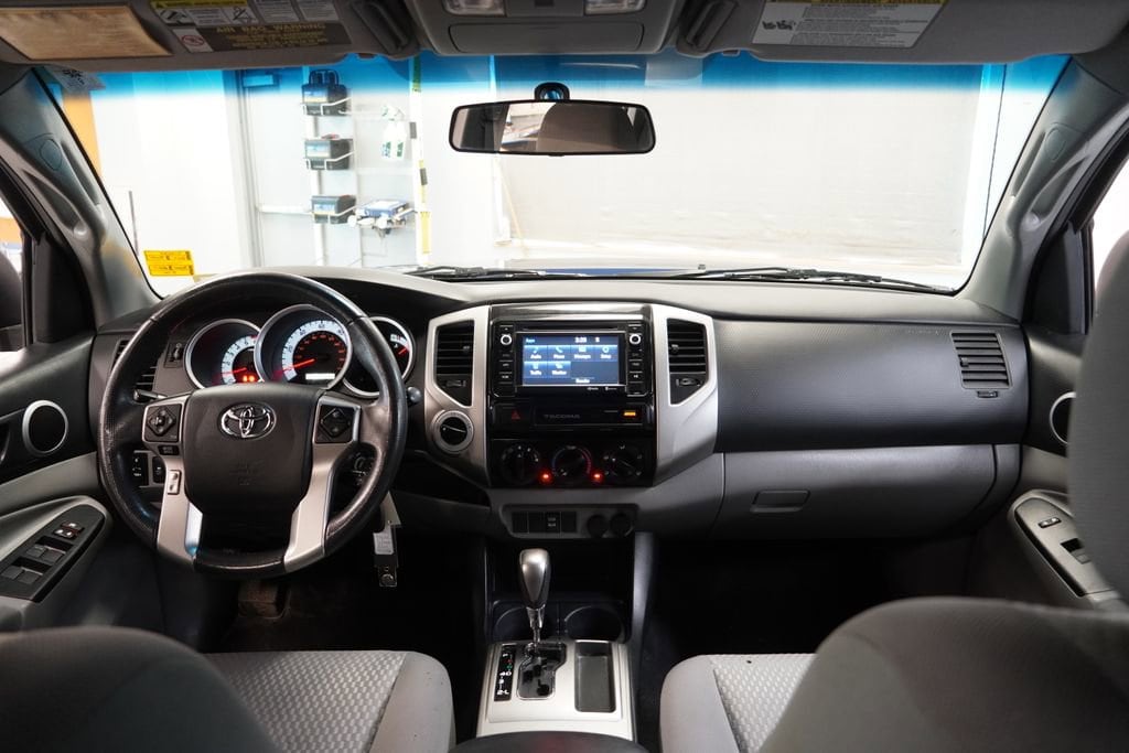 2015 Toyota Tacoma Base - Photo 18