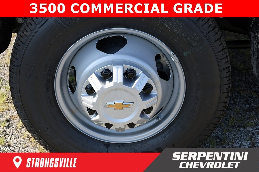 New 2025 Chevrolet Silverado 3500 HD Chassis Cab Work Truck Truck