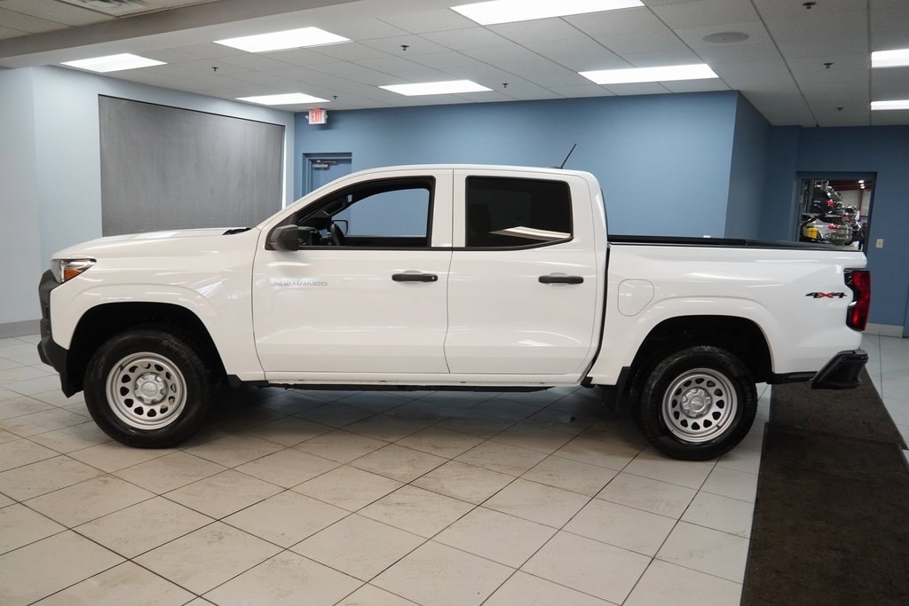 New 2025 Chevrolet Colorado WT/LT Truck