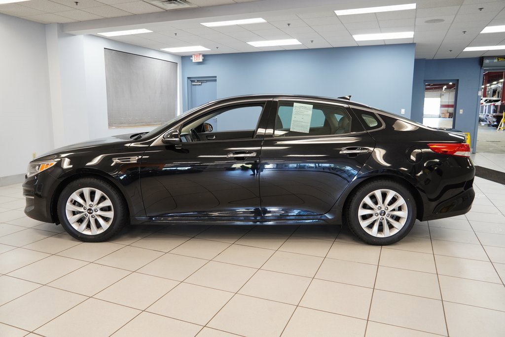 Used 2018 Kia Optima EX with VIN 5XXGU4L36JG195540 for sale in Strongsville, OH