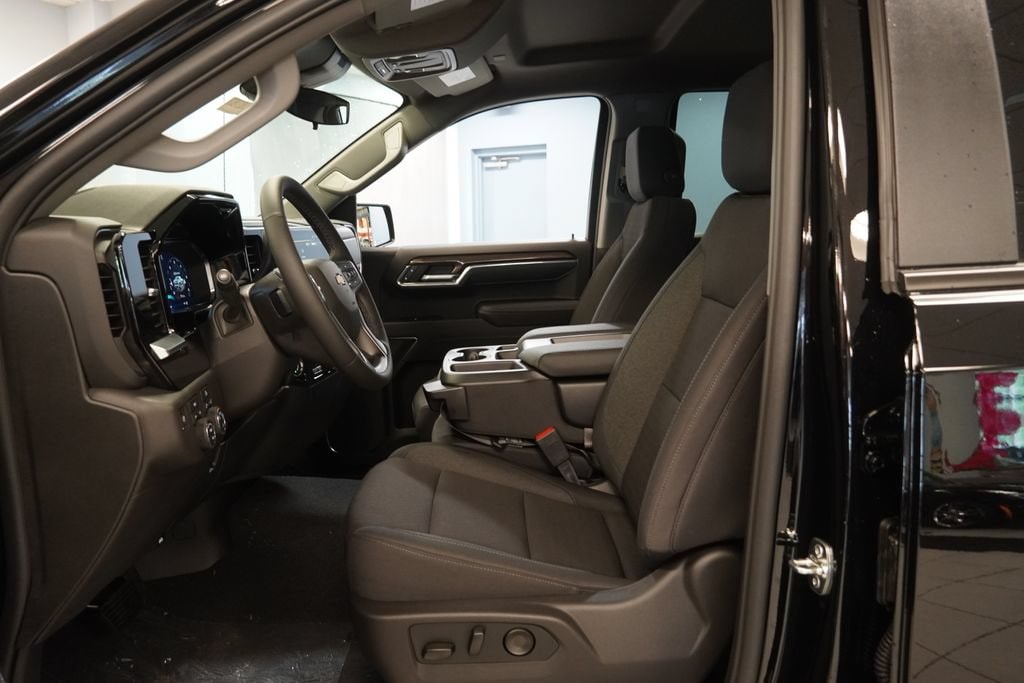 New 2026 Chevrolet Silverado 1500 LT (2FL) Truck