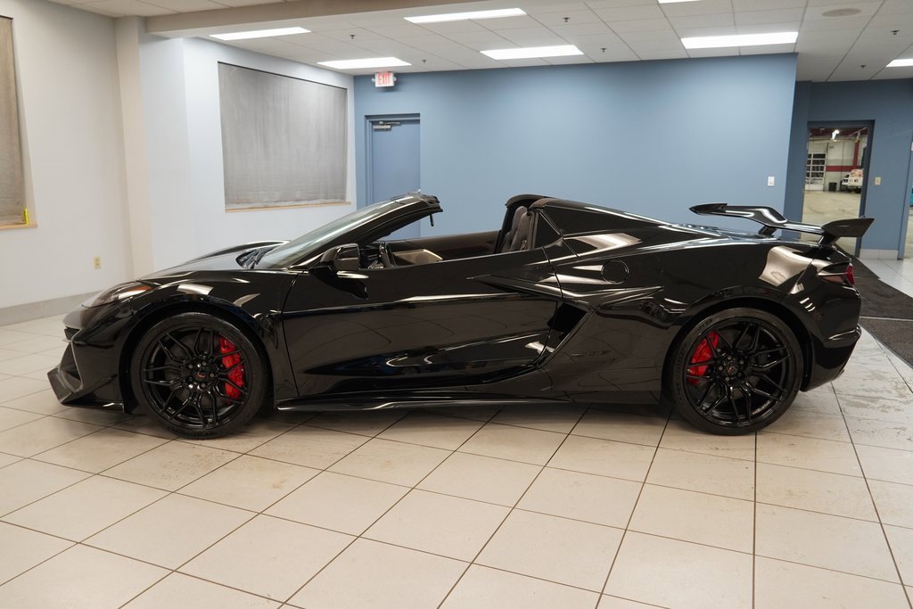 2026 Chevrolet Corvette Z06 3LZ Convertible photo 2