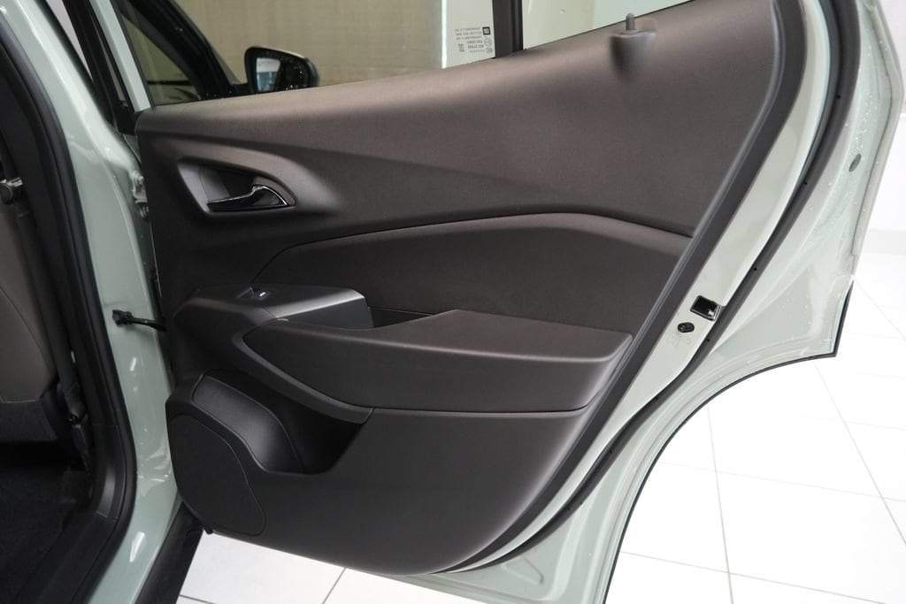 2026 Chevrolet Trax Activ - Photo 28