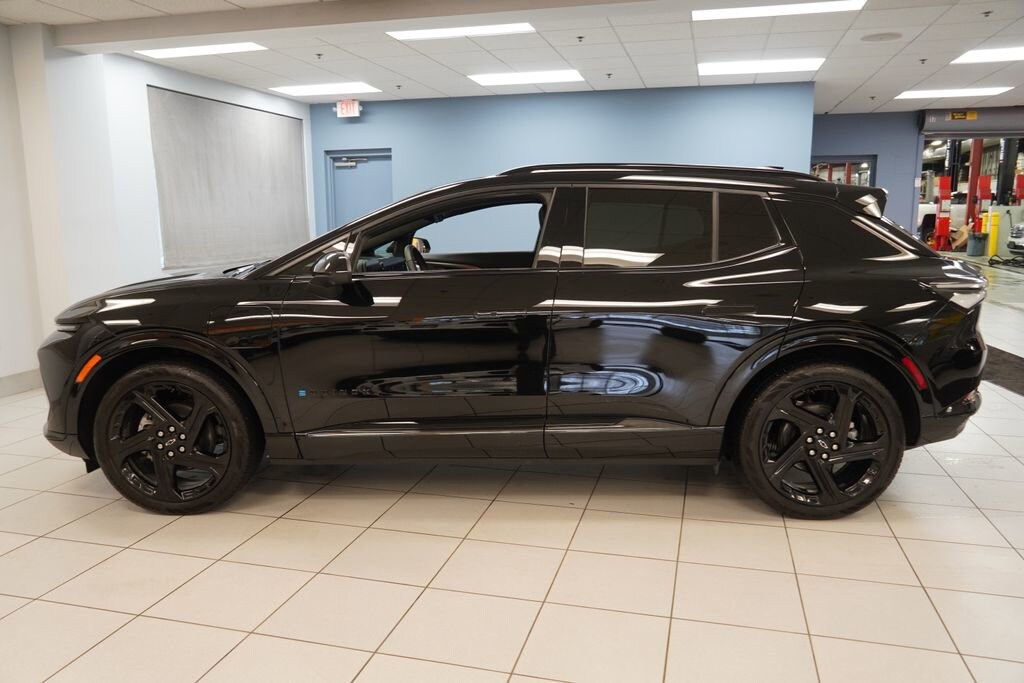 New 2025 Chevrolet Equinox EV RS SUV