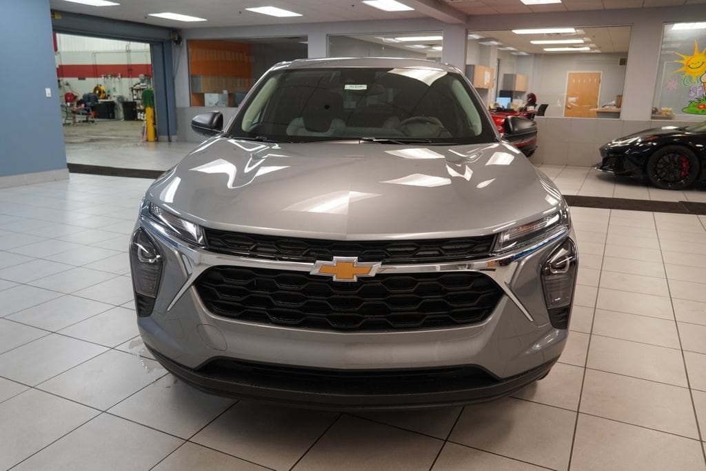 2026 Chevrolet Trax LS - Photo 13