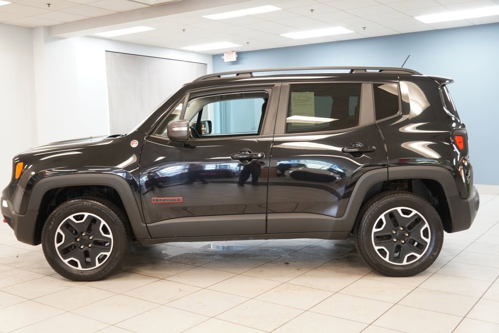 Used 2017 Jeep Renegade Trailhawk SUV