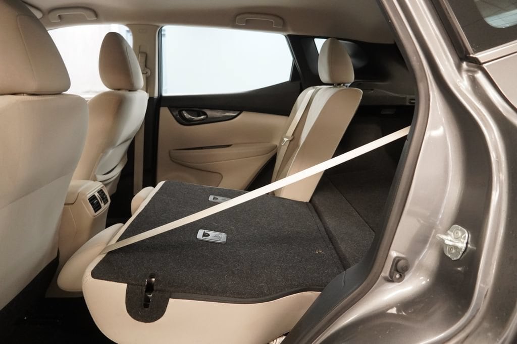 2017 Nissan Rogue Sport SV - Photo 27