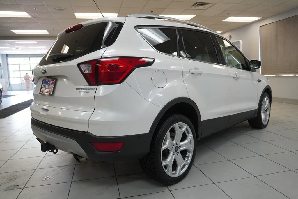 2019 Ford Escape Titanium - Photo 16