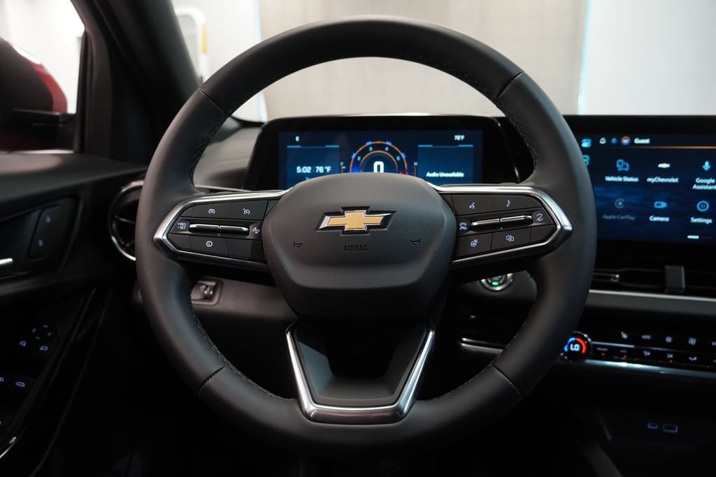 2027 Chevrolet Equinox LT - Photo 18