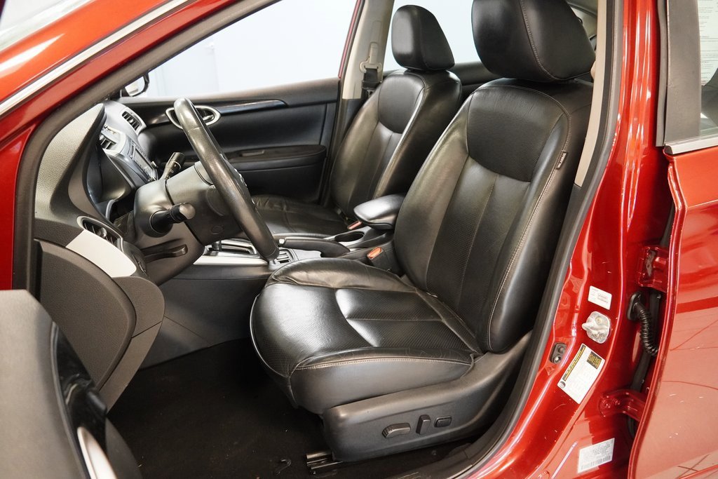 2018 Nissan Sentra SL photo 2