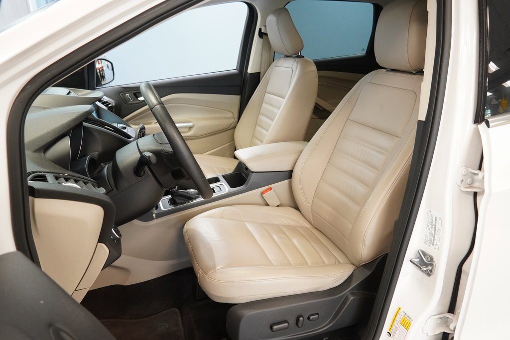 2018 Ford Escape SEL photo 3