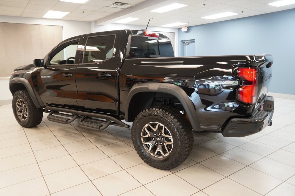 2026 Chevrolet Colorado ZR2 - Photo 7