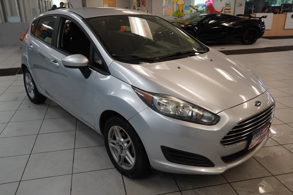 2018 Ford Fiesta SE - Photo 16