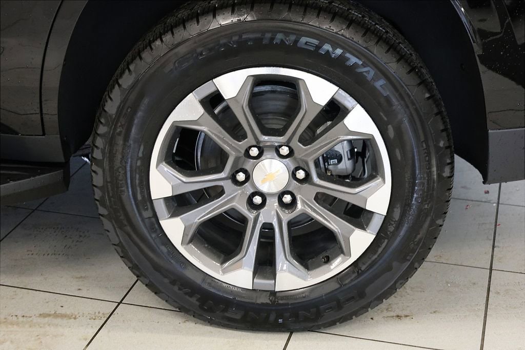 2026 Chevrolet Tahoe LT - Photo 3