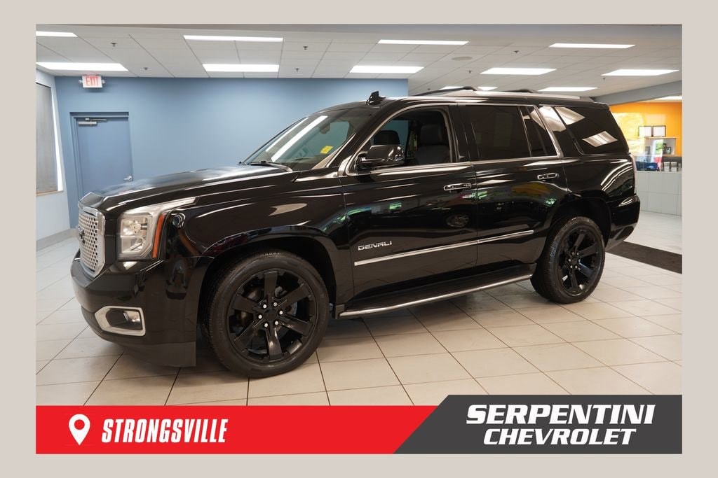 2017 GMC Yukon 4WD Denali's photo