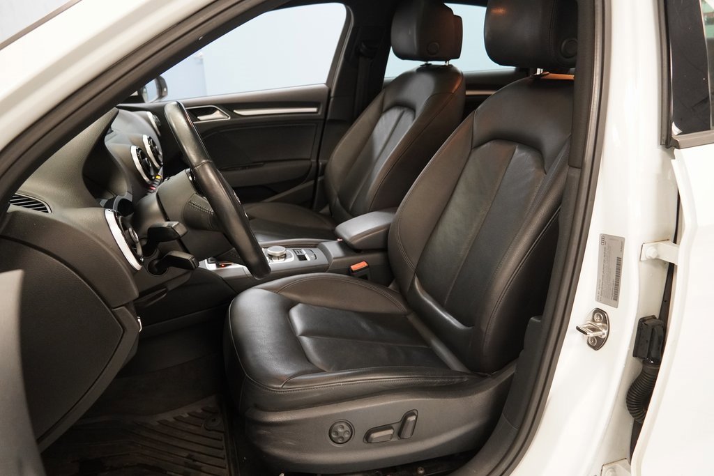 2016 Audi A3 2.0T Premium Quattro photo 2