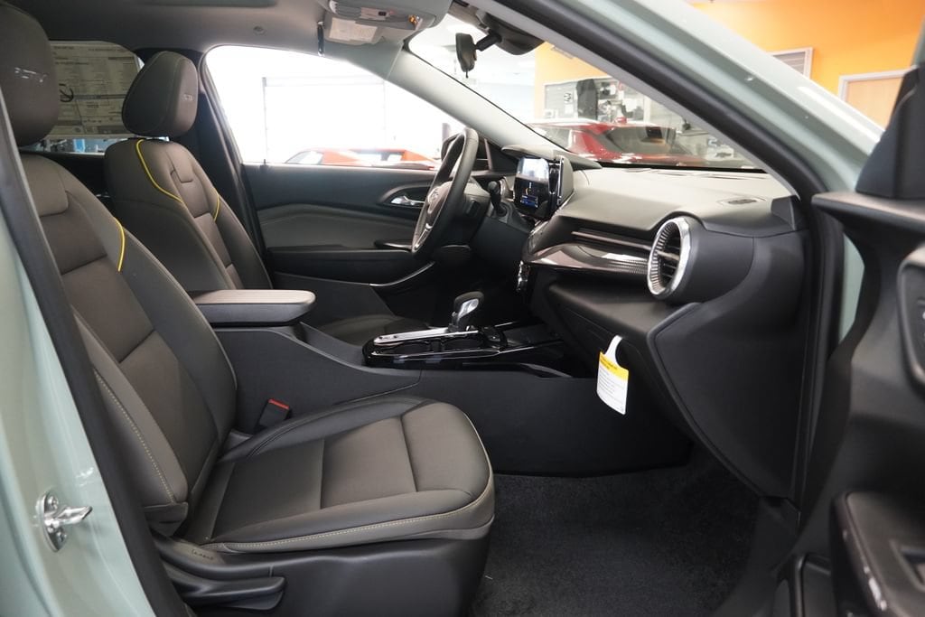 2026 Chevrolet Trax Activ - Photo 33