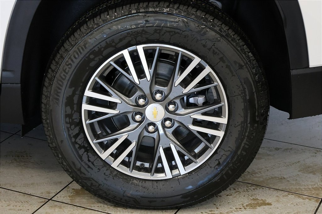 New 2026 Chevrolet Traverse LT SUV