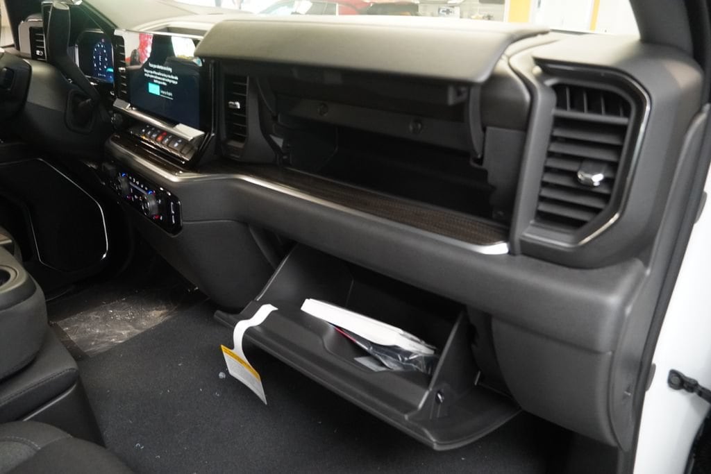 2026 Chevrolet Silverado 1500 LT - Photo 28