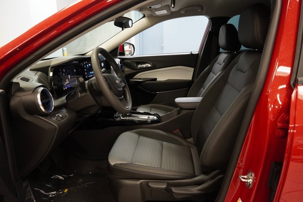 New 2026 Chevrolet Trax LT SUV