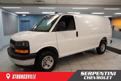 2025 Chevrolet Express Cargo 2500 WT Van RWD [R9N, GU6, YD3, YD6, YD5, J25, VRM, NRW, UY7, SLM, KI4, YLP, ZW9, VK3, UE1, 7AL, C99, NC7, B38, KUP, U0F, N33, TGA, NCF, T74, JL4, MAH, ZX2, EF7, VT7, JH6, V37, C60, GAZ, WEN, PPC, AS5, UVC, QB5, WMZ, E24, 5C6, AK5, CBI, FHO, 1WT, ZY1, ASF, BA3, DE5, Z82, 1SZ, KG4, UJM, X88, R8A, ZQ2, NE1, C6P, KC4, XLP, ZQ3, A31, ZLP, NE8, 6AL, V8D, L8T, 93G, K34, 93I, N8X, U73, AXK, KD1, VR4, DRJ, AU3]