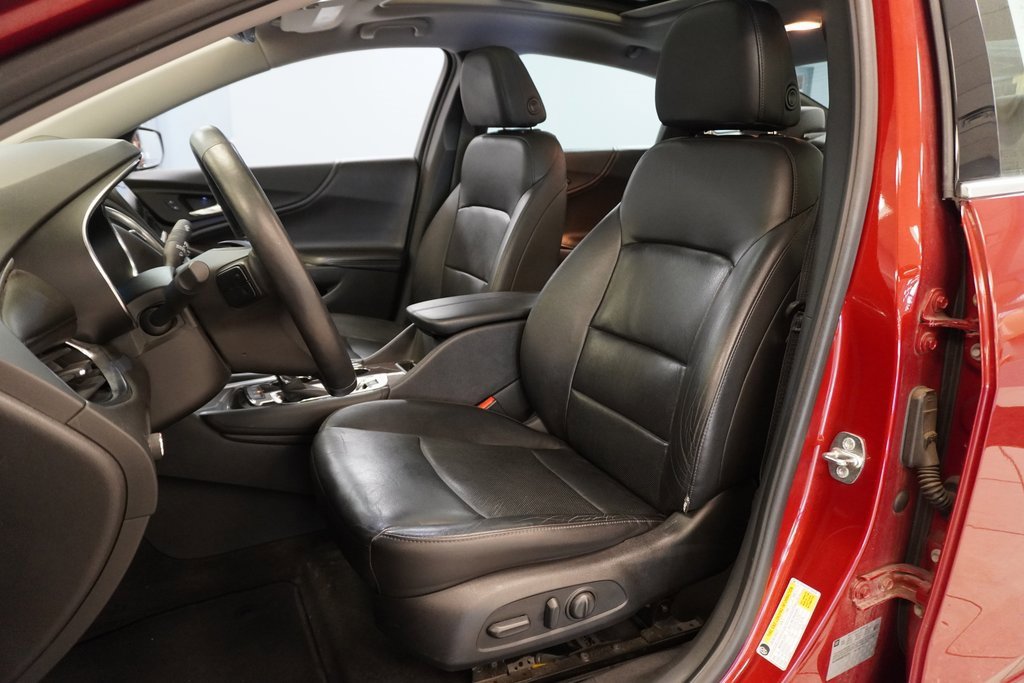 2016 Chevrolet Malibu Premier photo 4