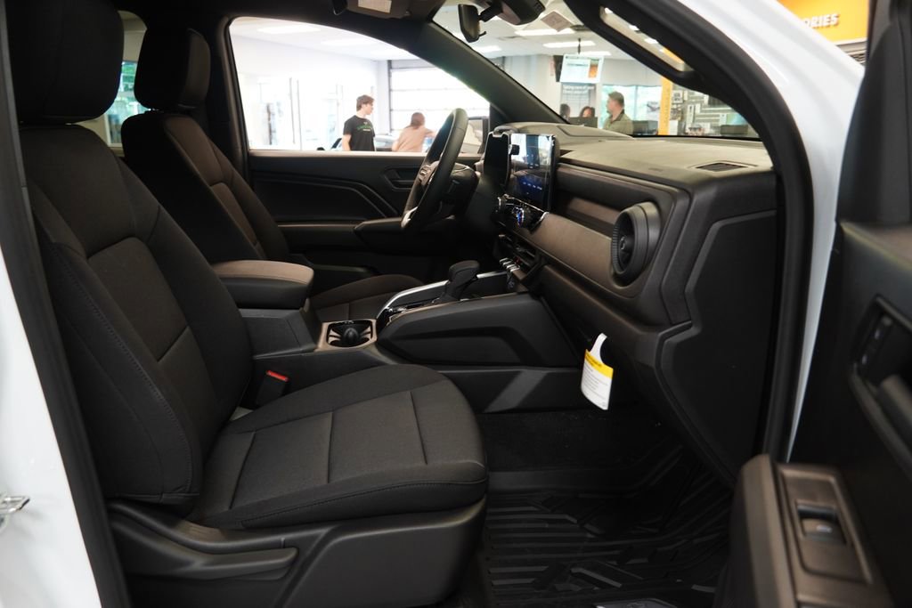 2026 Chevrolet Colorado Work Truck - Photo 32