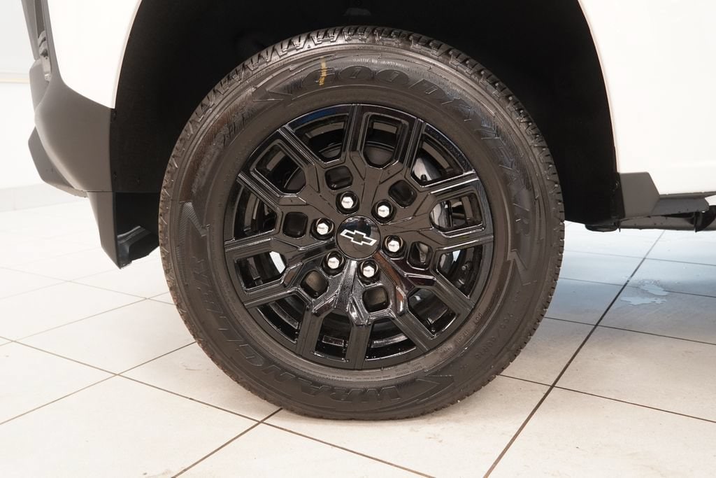 2026 Chevrolet Colorado Work Truck - Photo 15