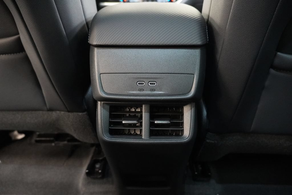 2027 Chevrolet Equinox LT - Photo 31