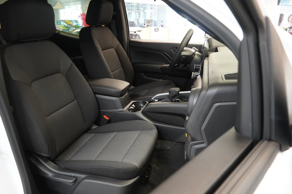 2026 Chevrolet Colorado Work Truck - Photo 33