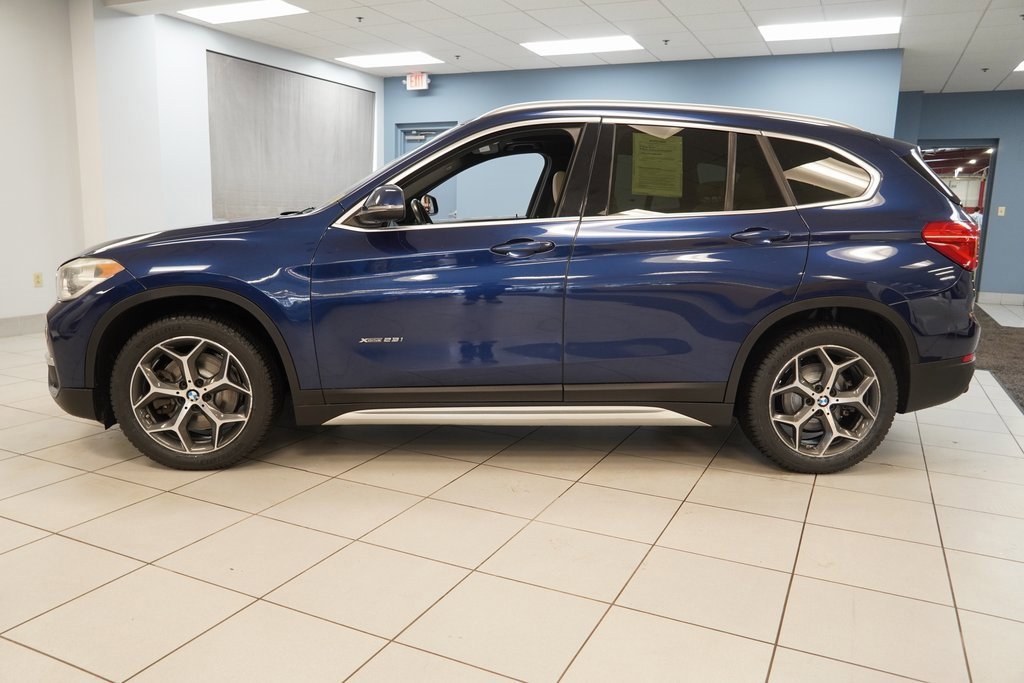 2017 Bmw X1 XDrive28i photo 2