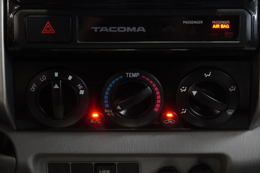 2015 Toyota Tacoma Base - Photo 20