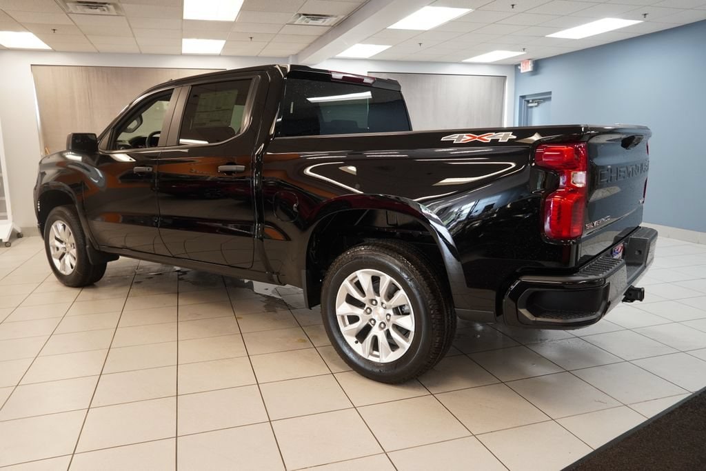 2026 Chevrolet Silverado 1500 Custom - Photo 6