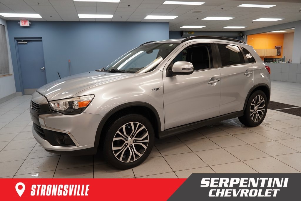 2016 Mitsubishi Outlander Sport's photo