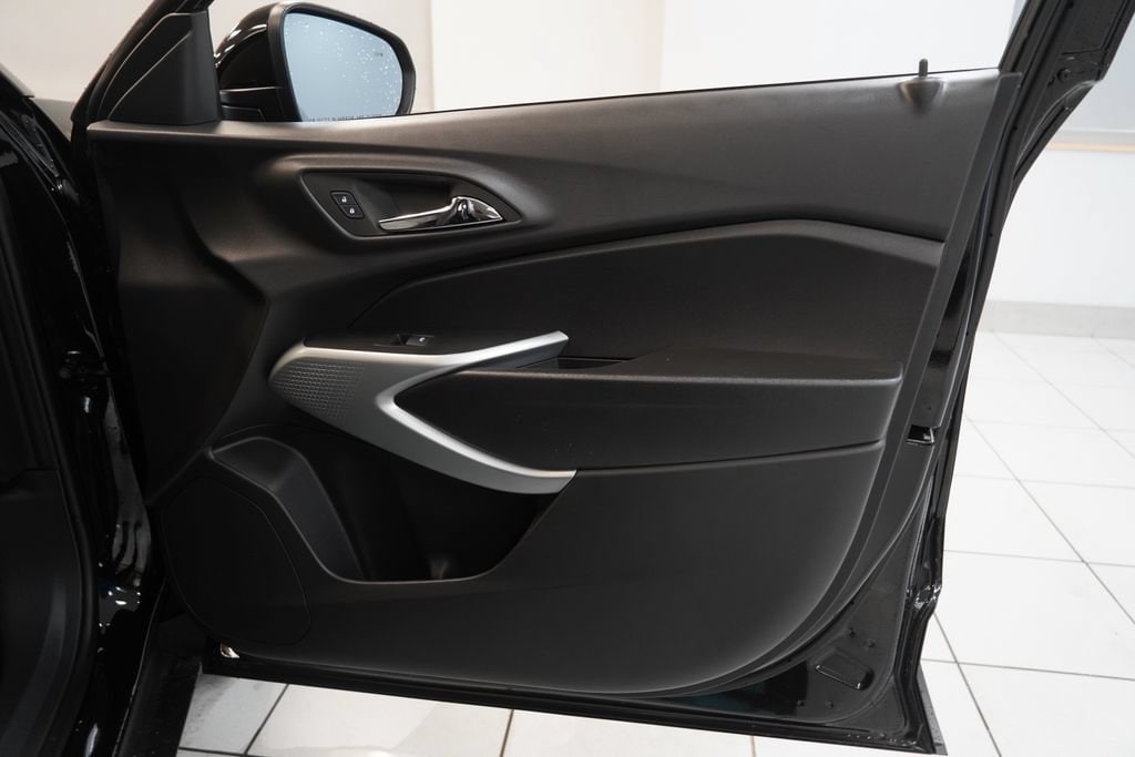 2026 Chevrolet Trax RS - Photo 30