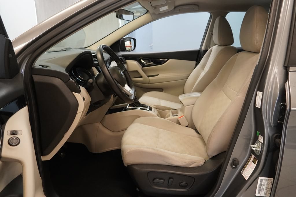 Used 2017 Nissan Rogue Sport SV SUV