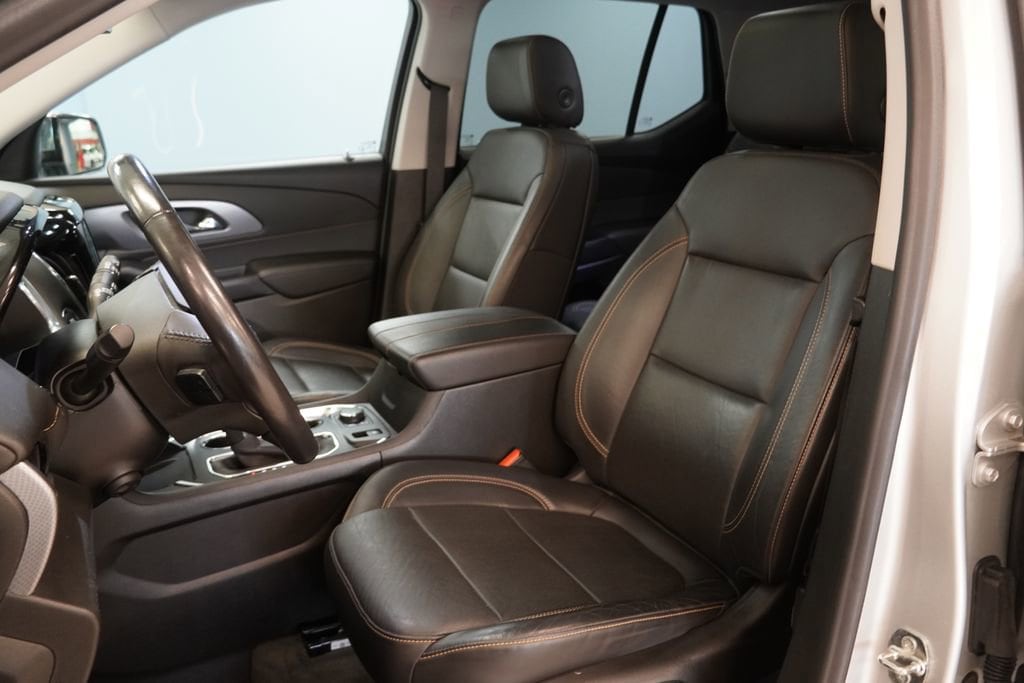 Used 2021 Chevrolet Traverse Premier SUV