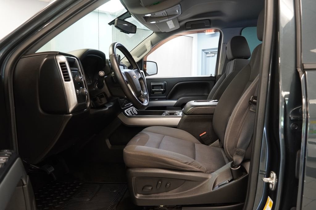 Used 2018 Chevrolet Silverado 1500 LT Truck Crew Cab