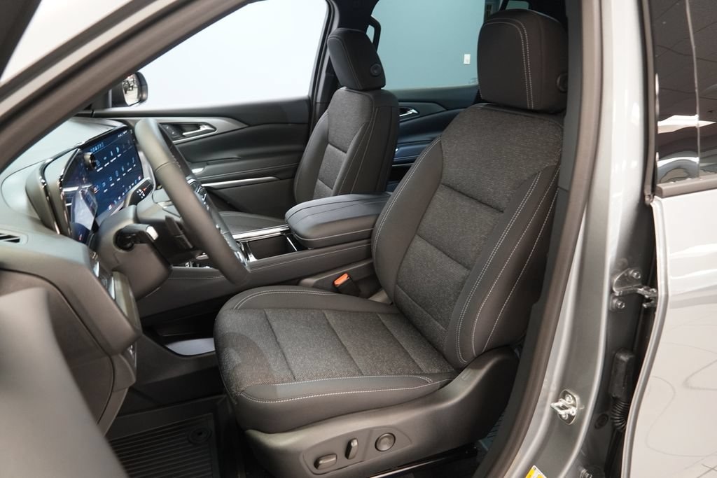 New 2027 Chevrolet Traverse LT SUV